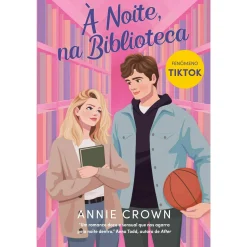 Asa À Noite, na Biblioteca de Annie Crown^ Young Adult