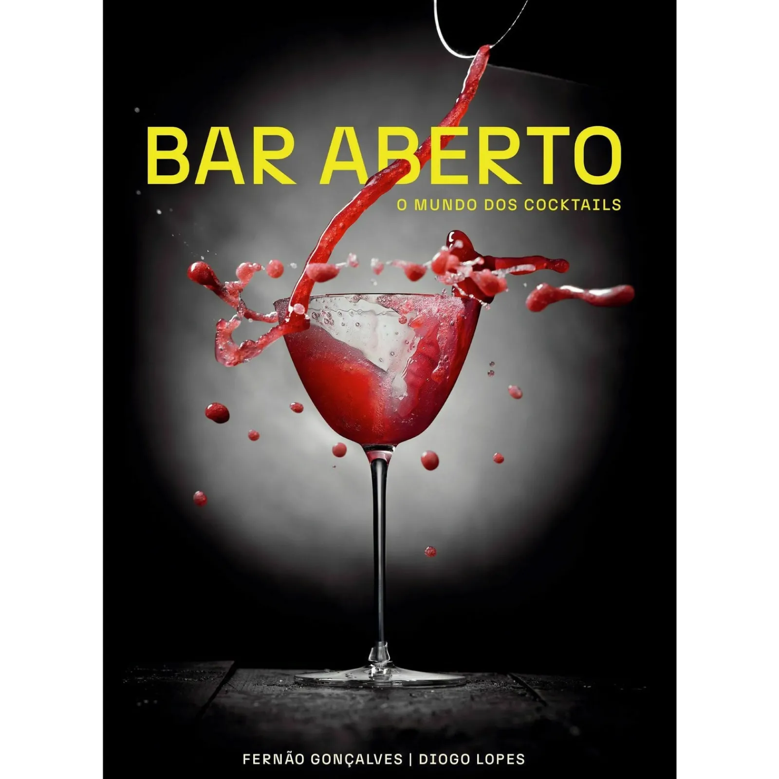 Casa Das Letras Bar Aberto - o Mundo dos Cocktails^ Tempos Livres