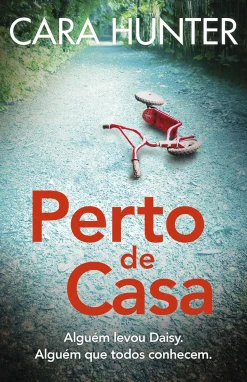Porto Editora Perto de Casa de Cara Hunter^ Policial